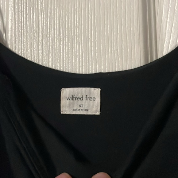 Wilfred free spaghetti strap cropped cami - Picture 2 of 3